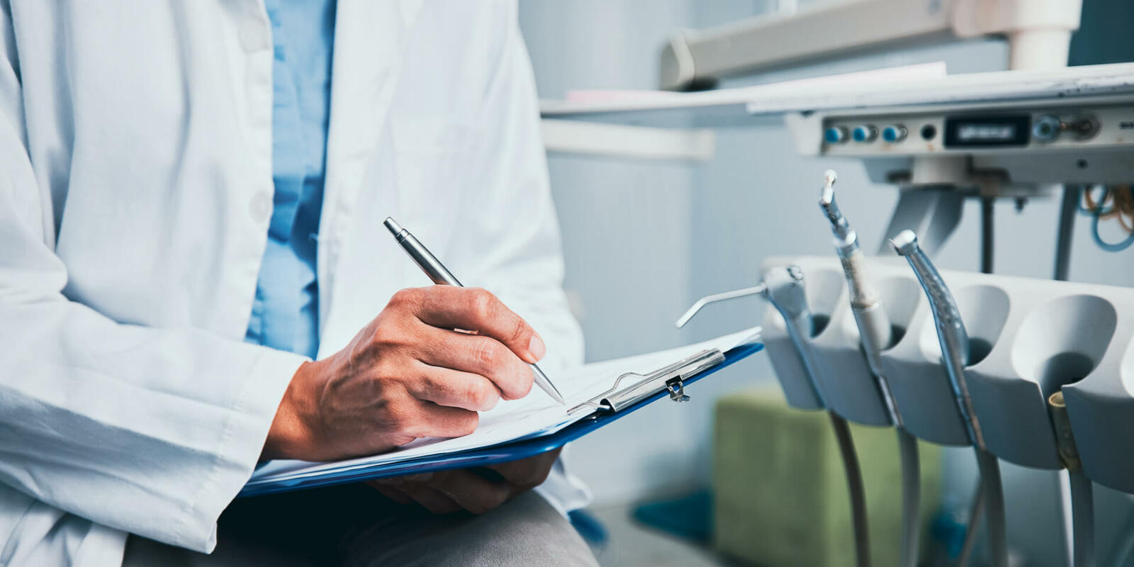 How to Handle Negative Reviews of Your Dental Practice