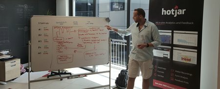 What Kind of Product Creator Are You: Facilitator, Peddler, Entertainer, or Dealer?