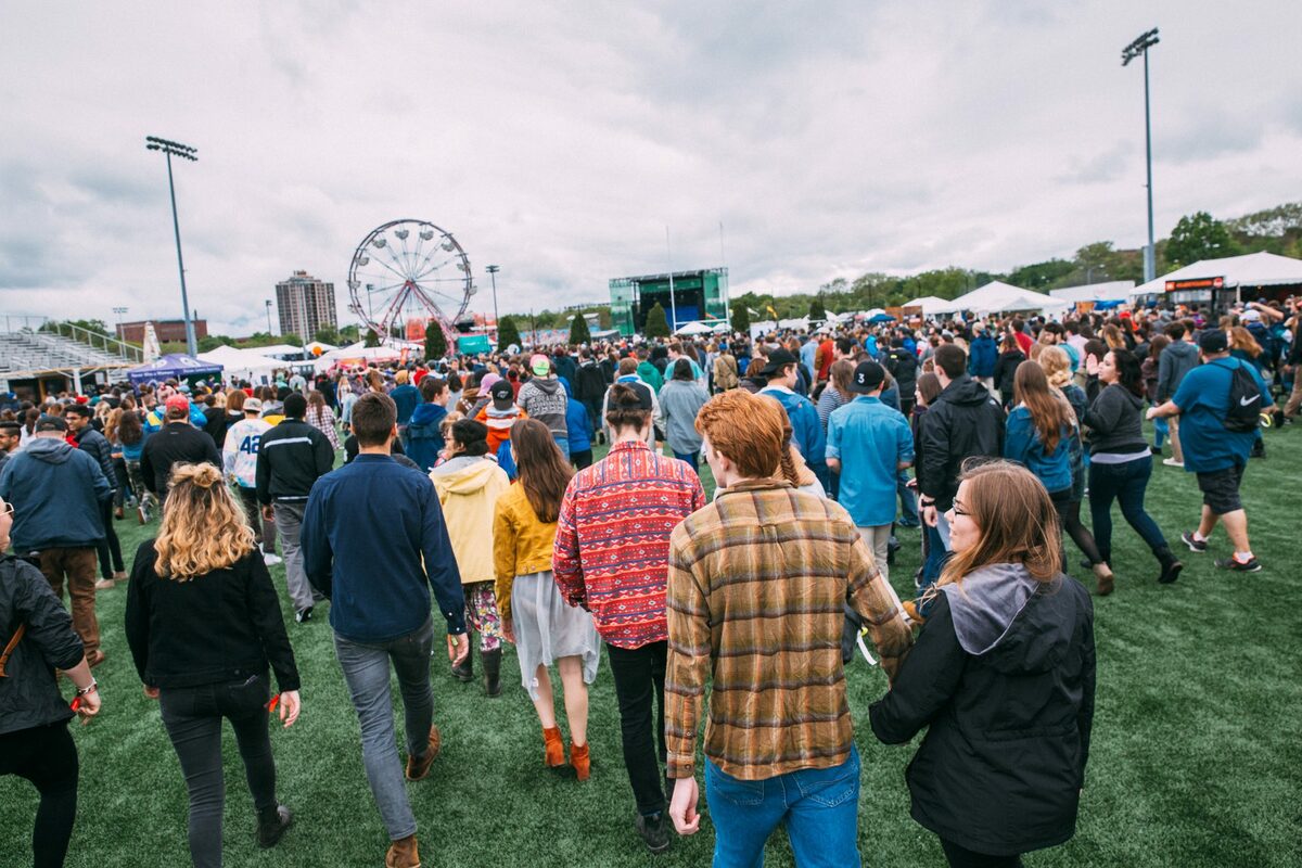 3 Steps to Use RFID to Attract Festival Sponsors