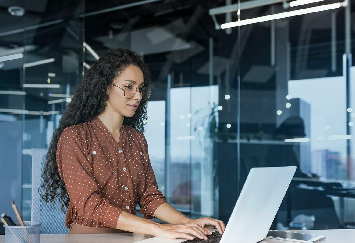 How to use a proposal compliance matrix: Tips, template and examples