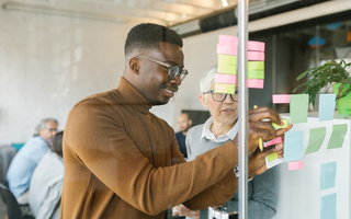 Product Management Process: Stages, Tips, & Diagrams