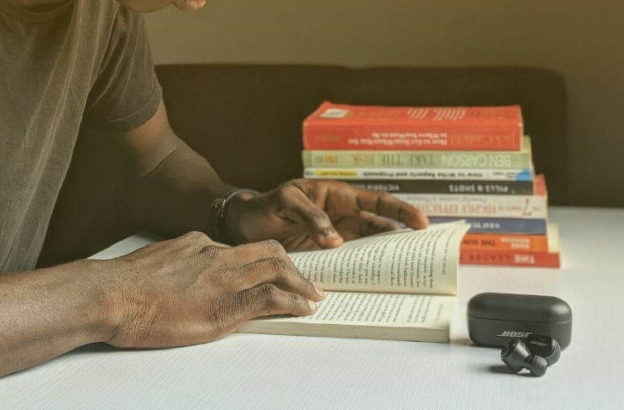 13 Best Marketing Books Worth Reading In 2023