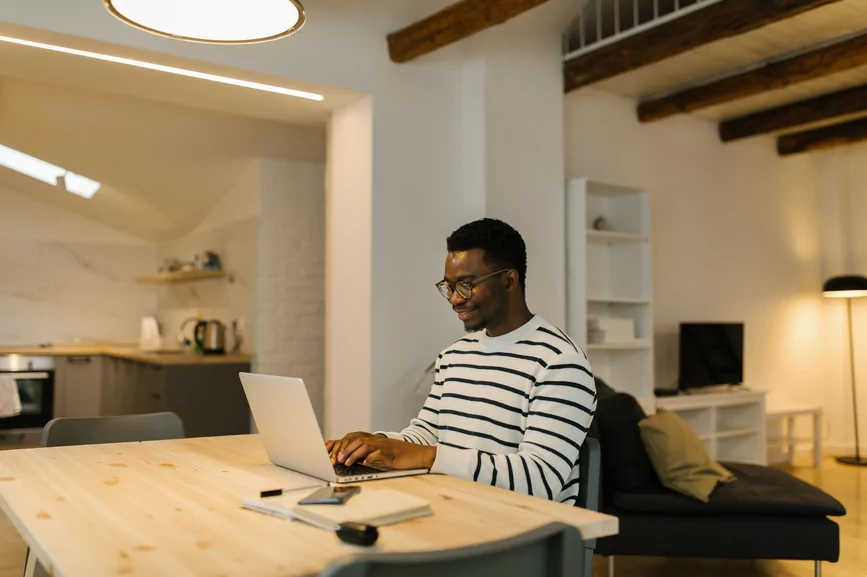 Bite Sized Learning: A New Strategy For Teaching (How It Works & Tips)