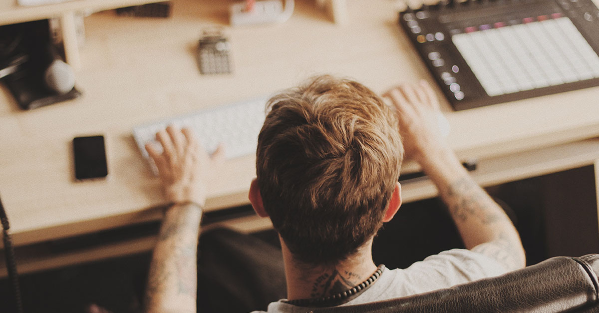 Does "Smart Working" create smarter communication?