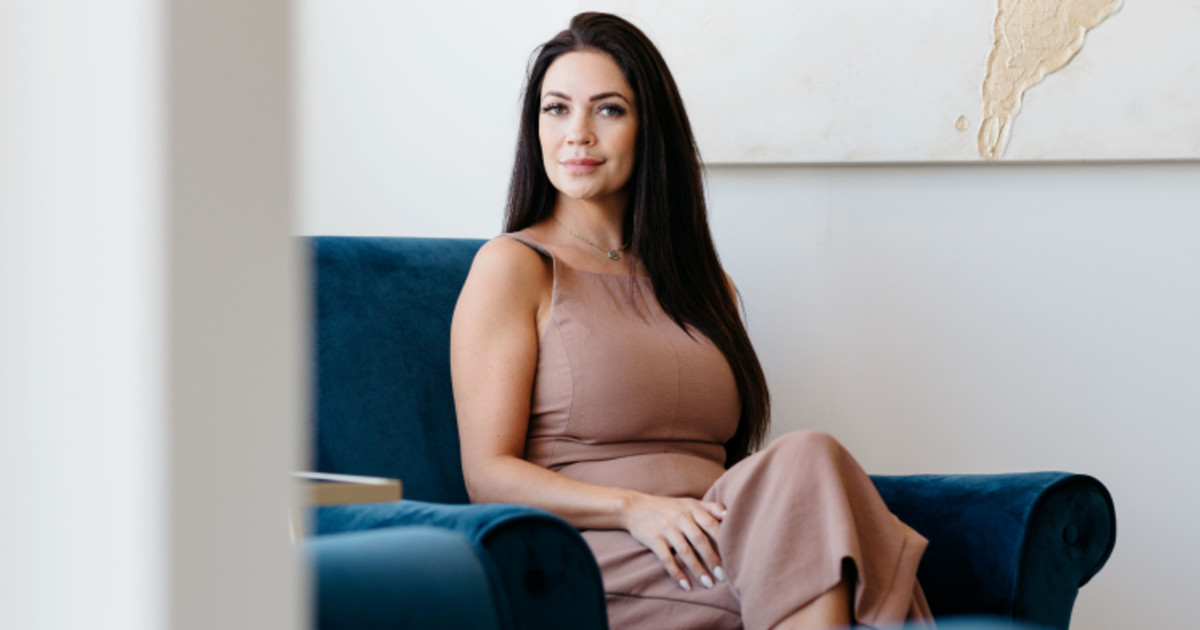 Going All In: This Entrepreneur Ditched Her 9-5 to Start Microblading 