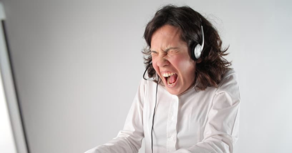 3 Quick, Easy Ways to Diffuse Customer Calls Gone Wrong