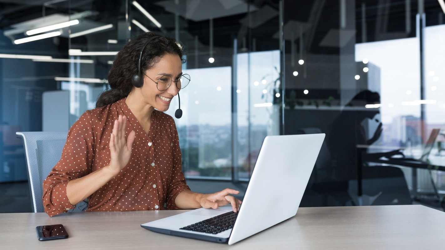 How to Use Active Listening Skills in Sales to Win More Deals 