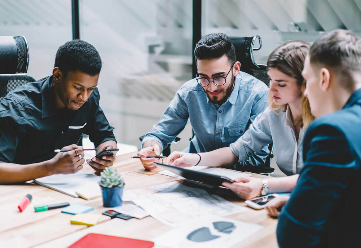 Engage your proposal team with the right collaboration tools