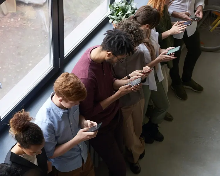 10 Powerful Hooks to Skyrocket Your Social Media Sales