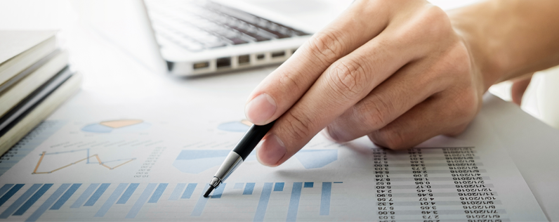 Setting Email Marketing Benchmarks: Expert Guide