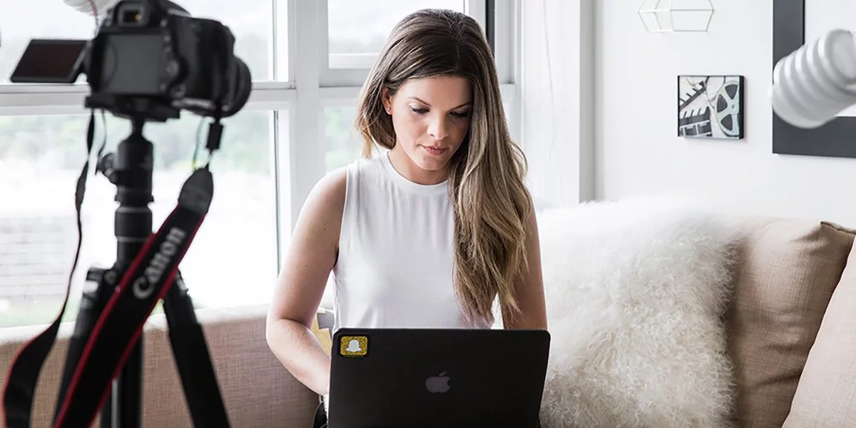 How Sunny Lenarduzzi Used Video Marketing to Build her Online Course Business