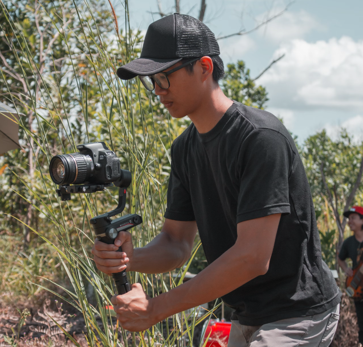 If You Want More Passionate Fans, Consider This Subtle Switch