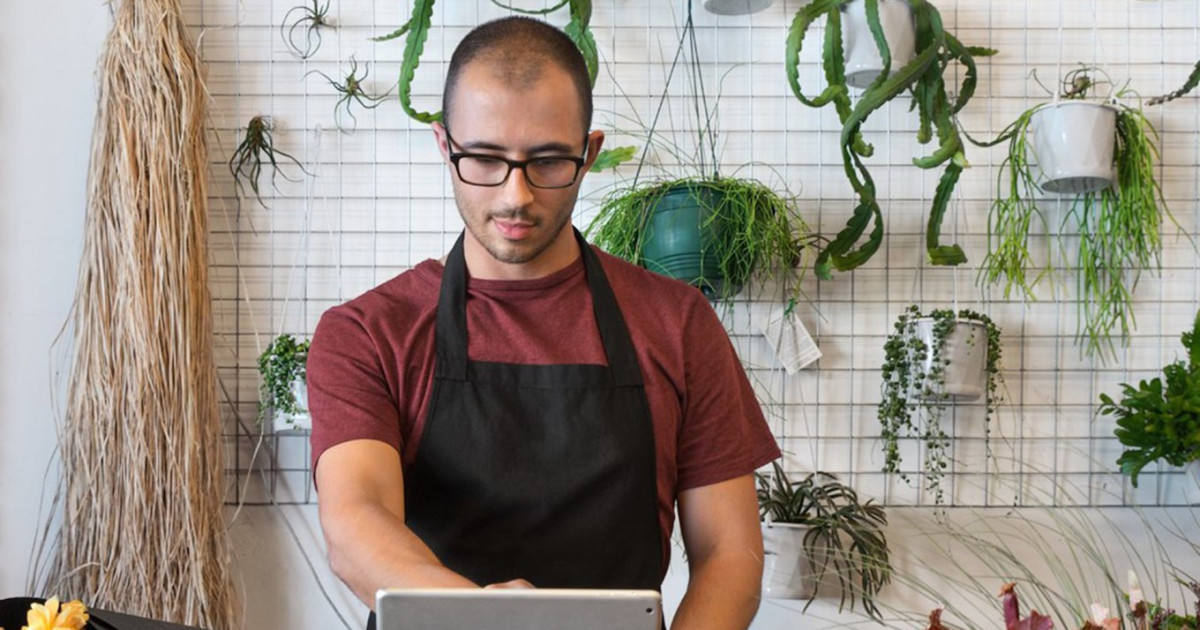 6 Transformative Software Tools for Growing Businesses