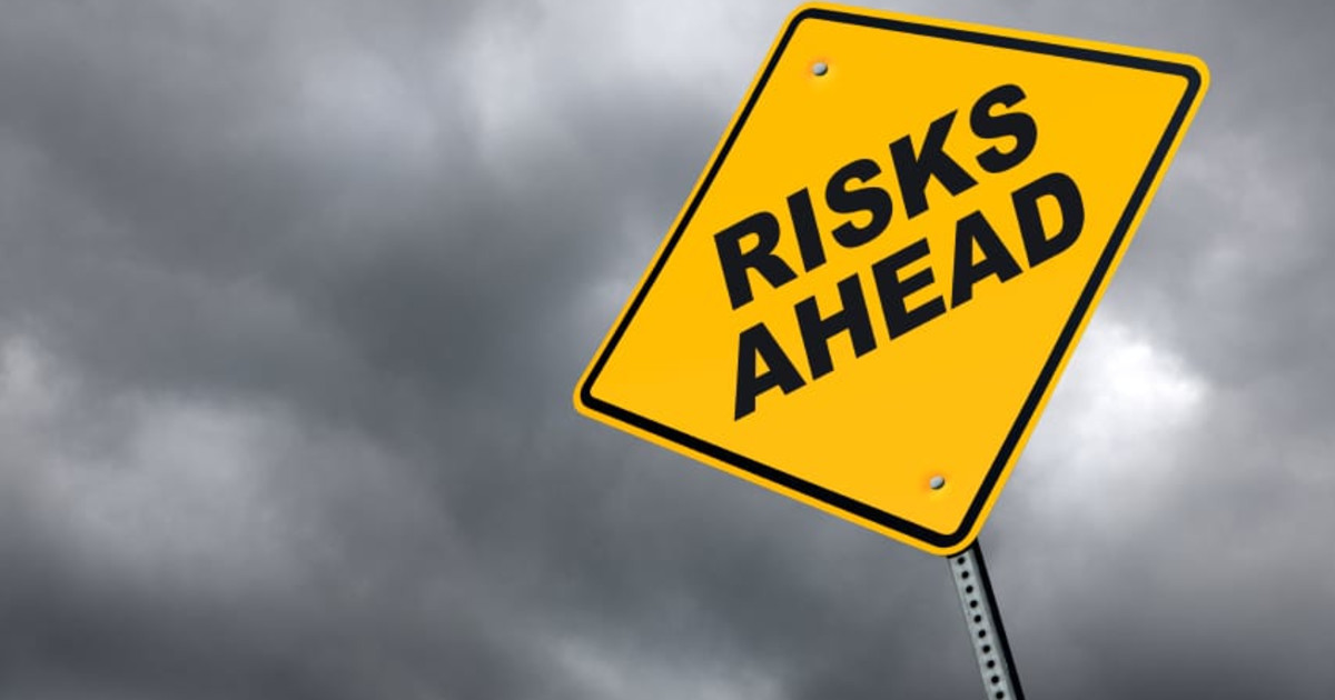 Guide: How to Mitigate Risk in the Contact Center