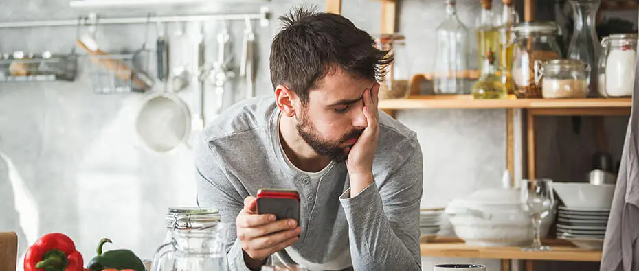 How to Say Sorry After a Text Fail