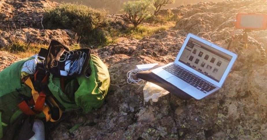 Becoming a Digital Nomad: Working From Anywhere (And How to Get There)