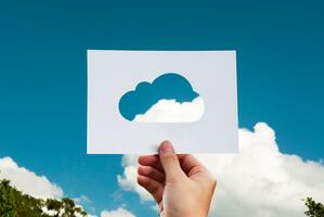 How To Sell Cloud Solutions