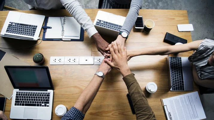 The Difference Between Sales Performance and Sales Operations