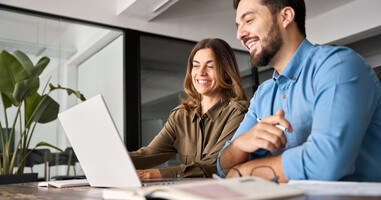 Comprehensive guide to effectively train your call center agents