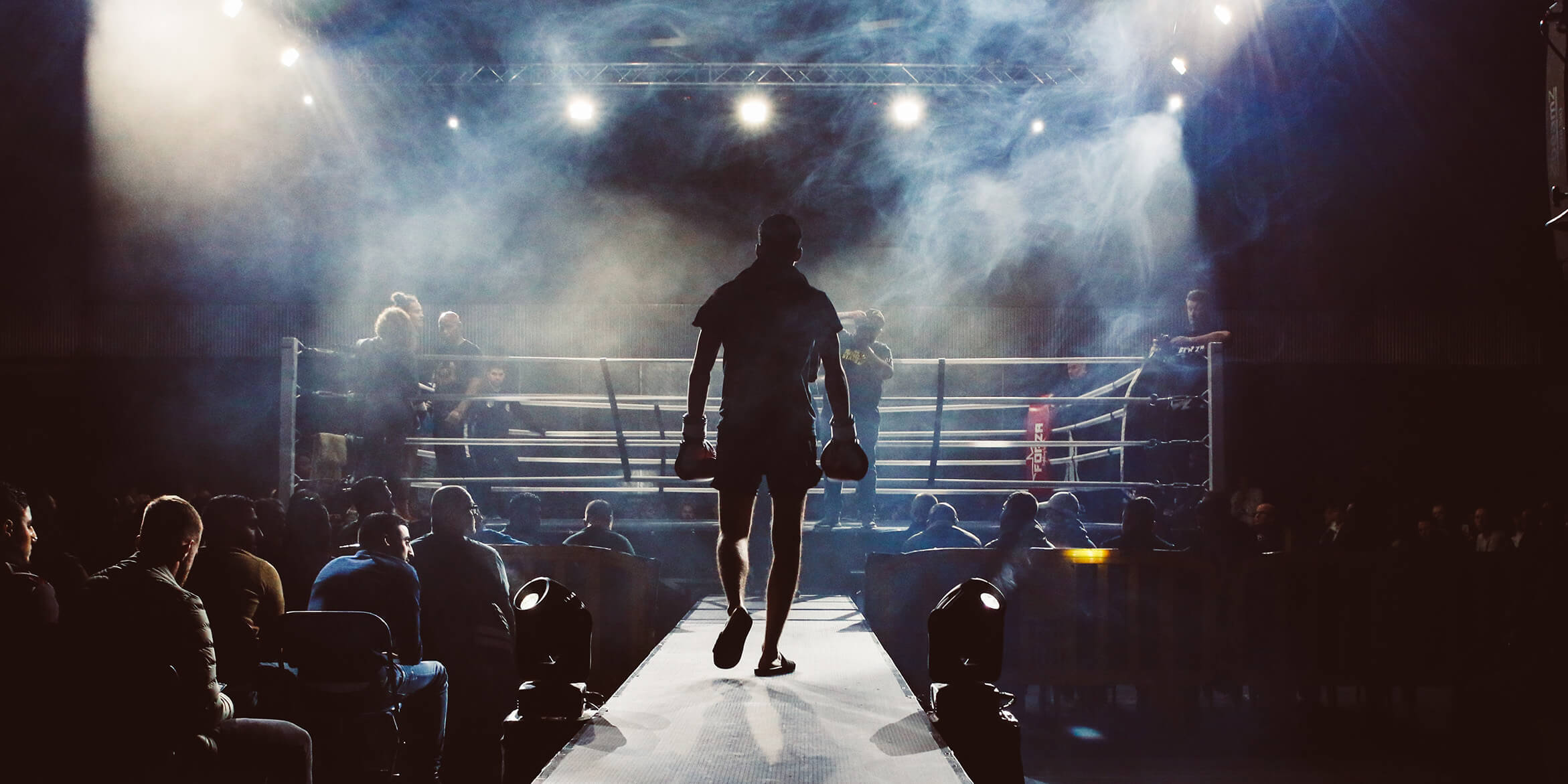 Who makes better ads: humans or AI?