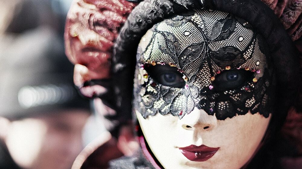 Top 20 questions to build a buyer persona that will skyrocket sales