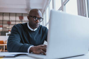 Similarweb Keyword Generator – For Advanced Keyword Discovery