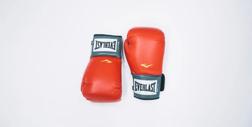 Email vs Instant Messaging - What's the Difference?