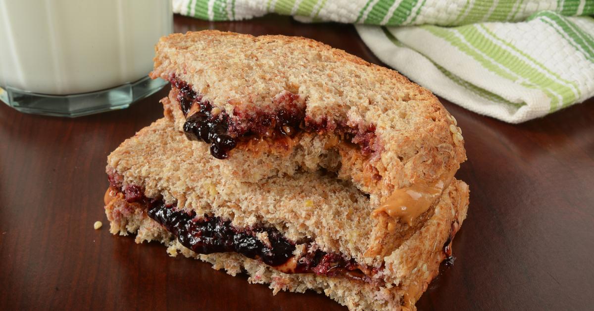 5 User Testing Lessons I Learned from Peanut Butter & Jelly Sandwiches