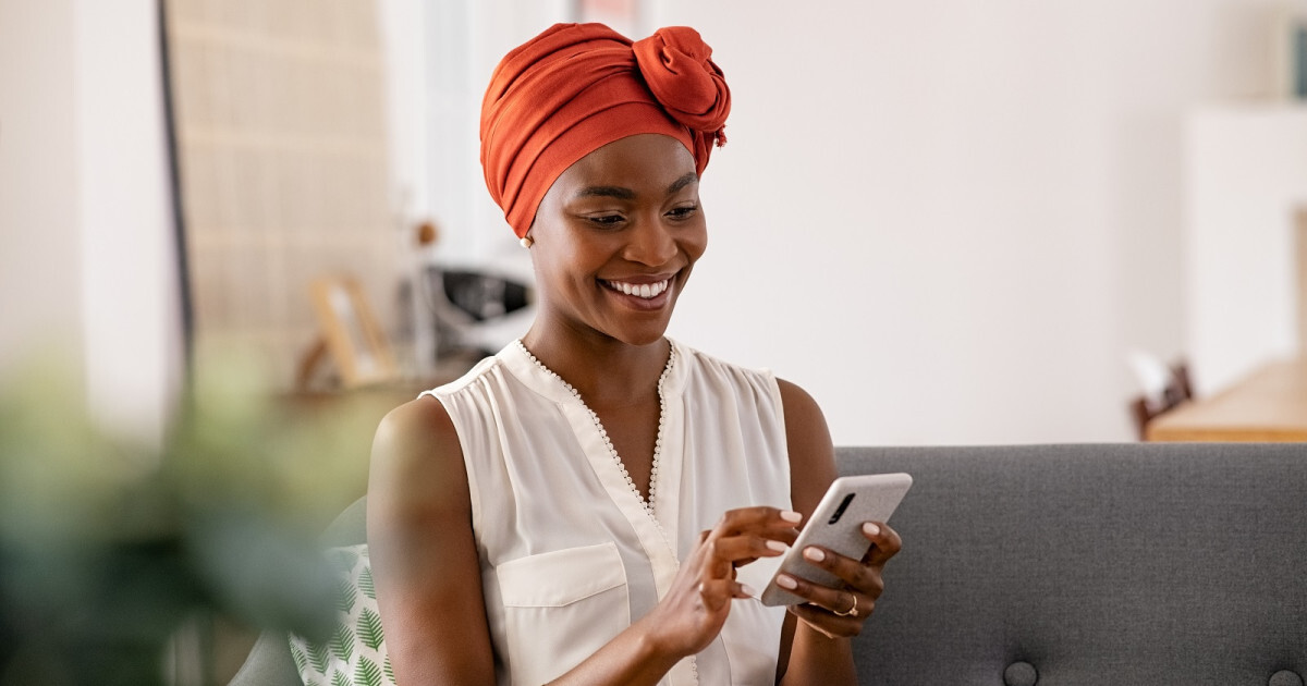 The top differences between call centers and contact centers