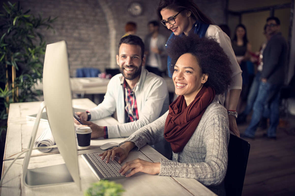 How AI and automation for supervisors can boost efficiency and employee performance 