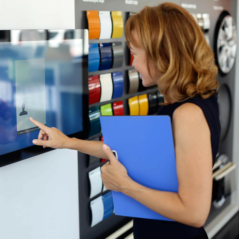 4 ways PIM elevates your in-store experience