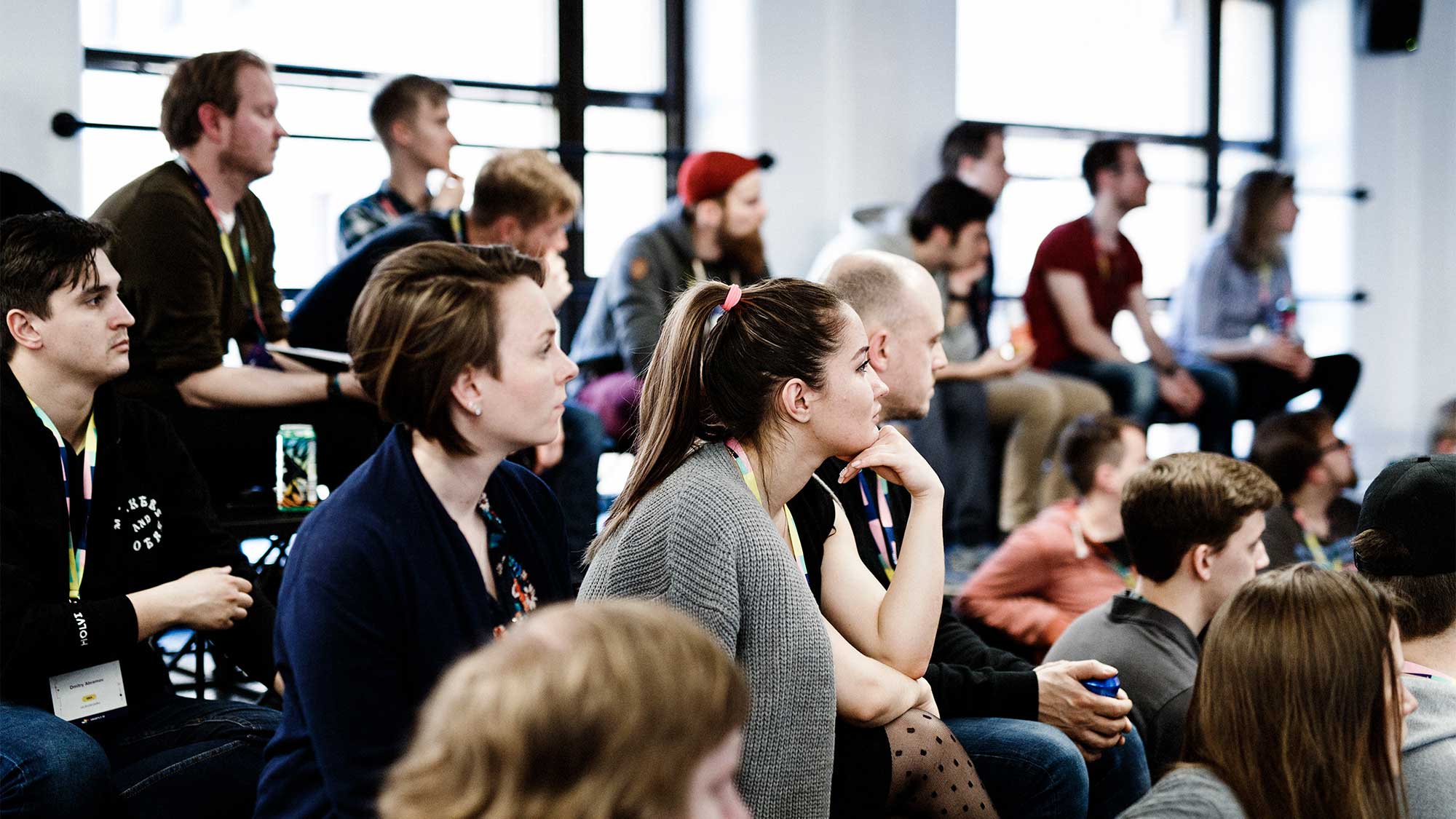 Distributed Systems and Evolutionary Architectures - DevTalks May 2019