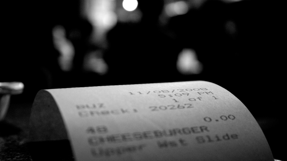 Tips for taking an online sale from a simple receipt to a loyal customer