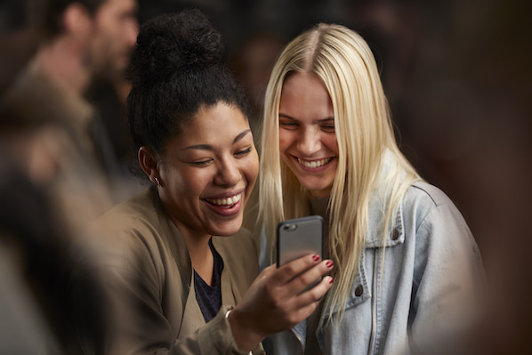 How to Collab Post on Instagram as a Brand or Creator [Steps + Tips]