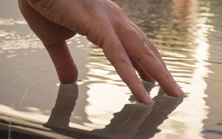 Video to Communicate: The Shiny / Authenticity Inversion