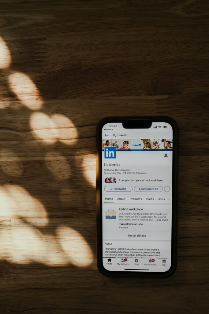 LinkedIn recruiting: The ONLY guide you need for hiring success
