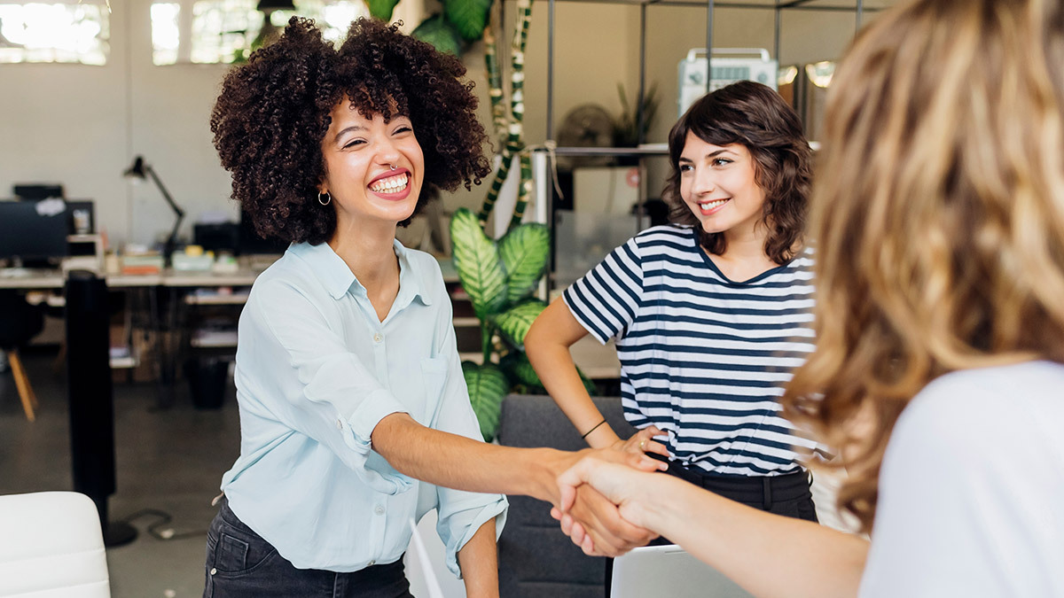 10 reliable ways to delight the customer and amplify customer loyalty