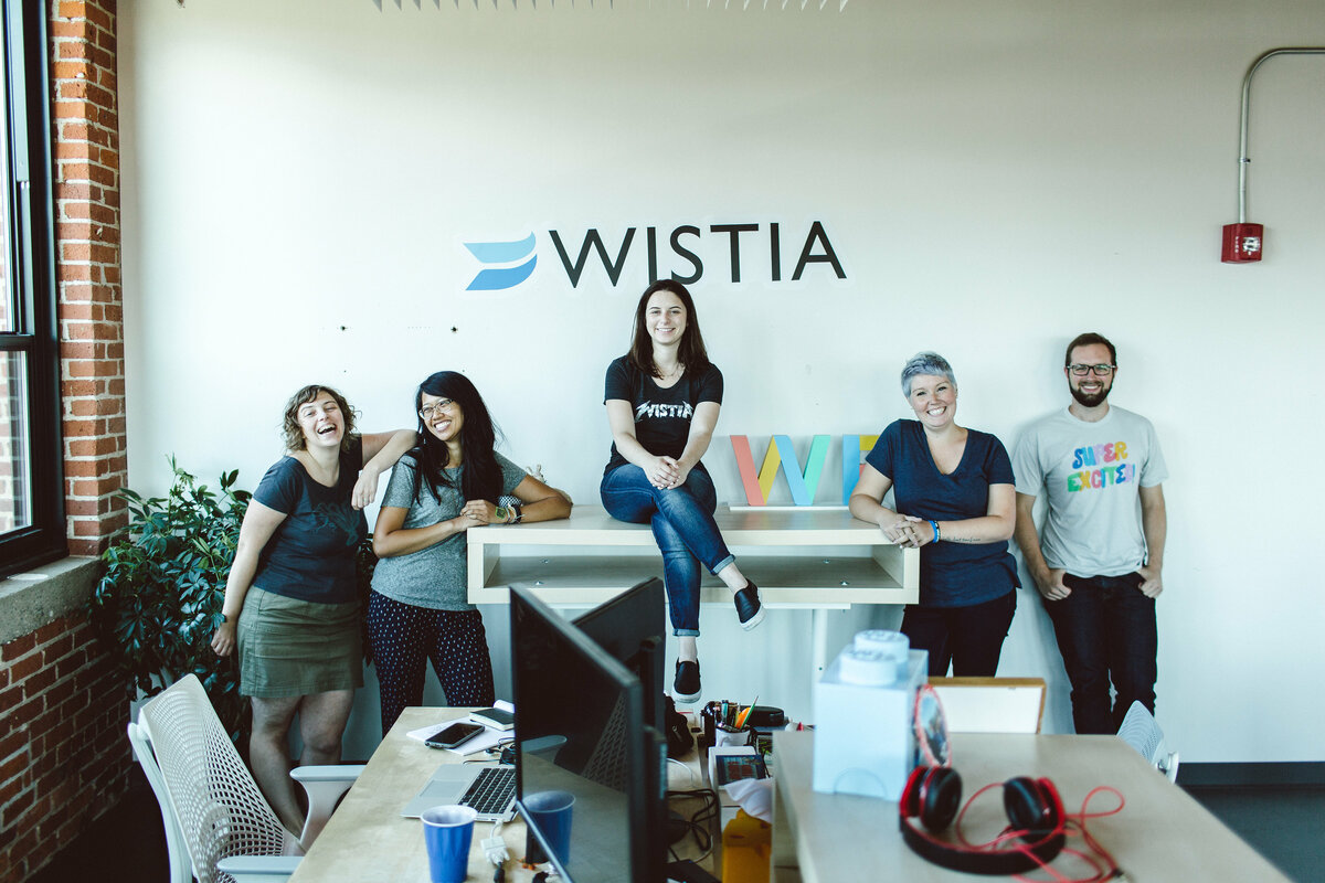 10 Creative Tactics for Delighting Your Customers