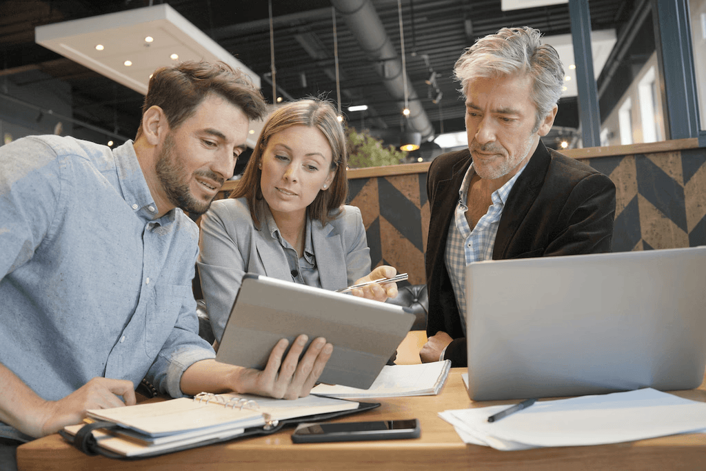 5 Sales Management Software Brands (and Powerful Tools)