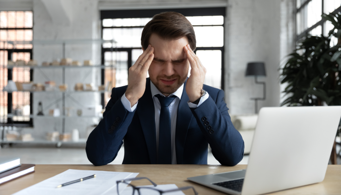 Advice: "I'm a veteran salesman, I just quit my job to start my own business but I'm struggling to close deals"