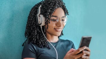 How To Add Music To An Instagram Story: Easy Guide