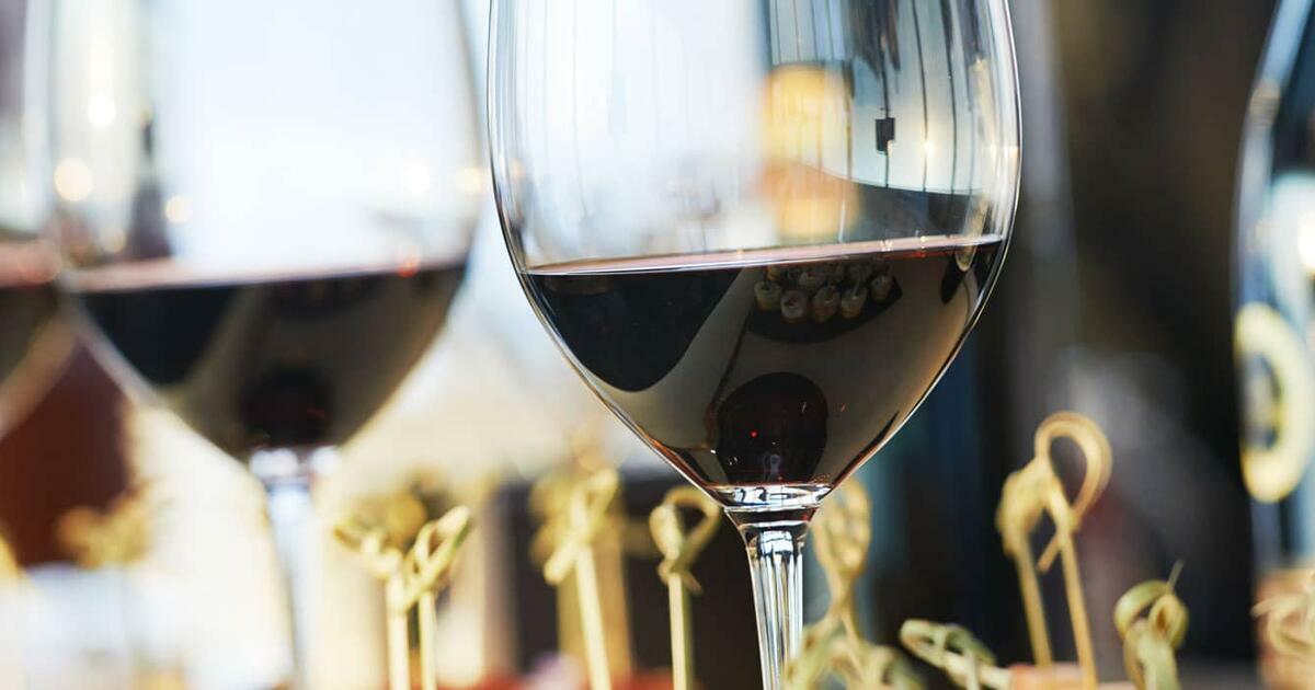 How Clubs and Bars Can Grow Their SMS Lists