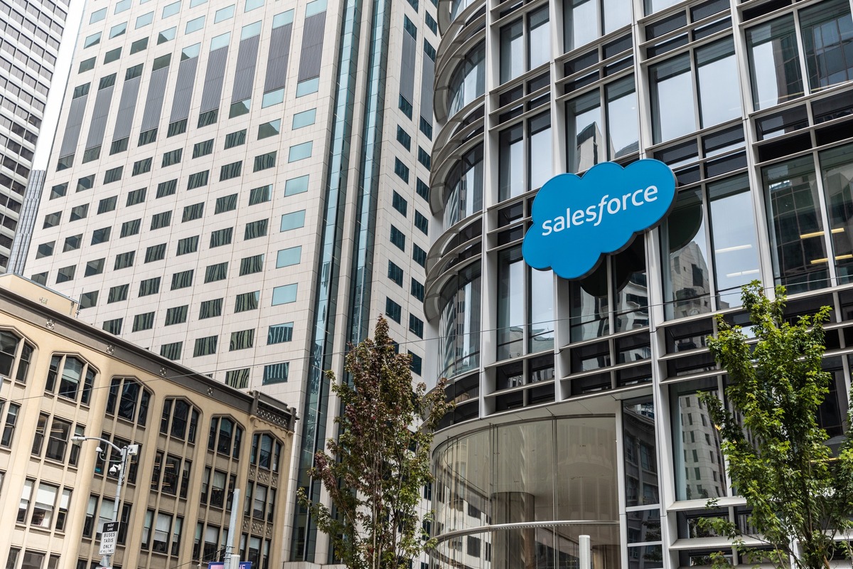 Eight Proven Ways To Increase Salesforce Adoption