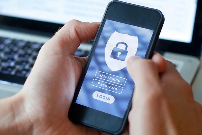 Dealing with Overlay Attacks: Adopting Built-in Security To Safeguard Mobile Experience