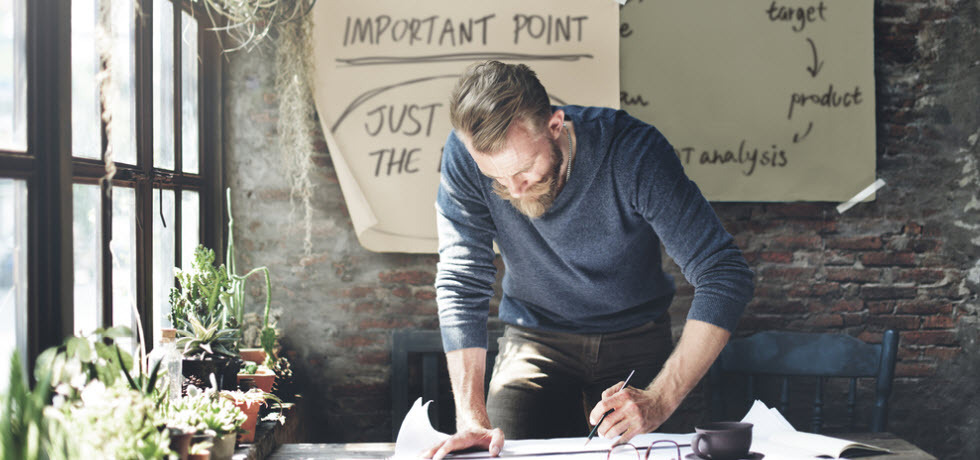 10 Simple tips to building a great small business website in 2023