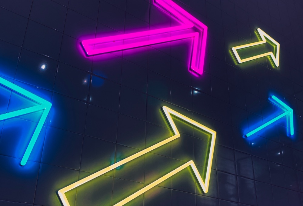 7 UK B2B sales trends for 2022 (backed by research)