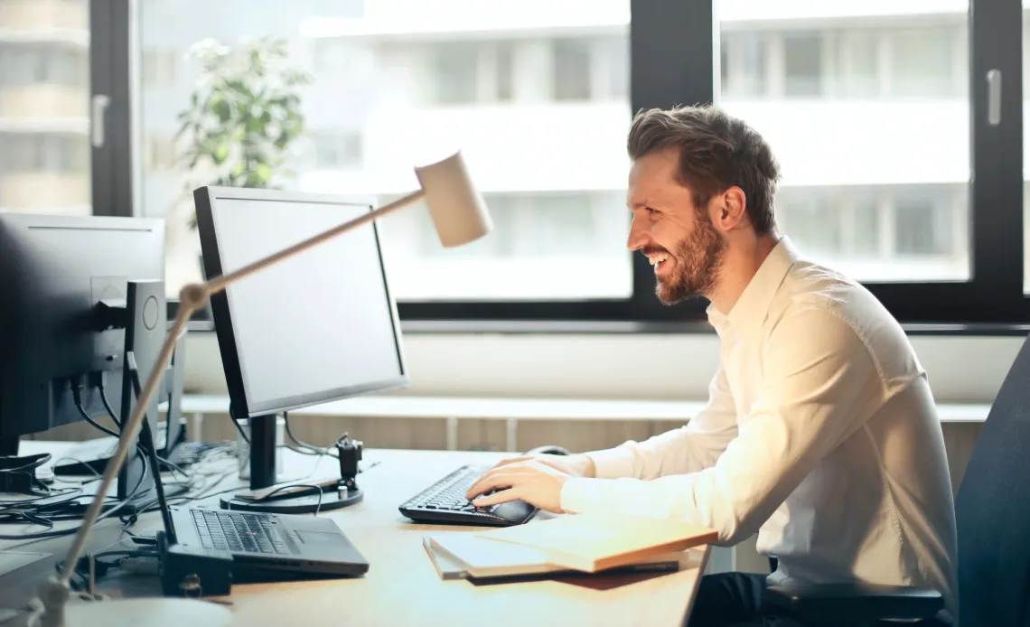 Easily Build Powerful Real-Time Global Aviation Dashboards - apilayer Blog