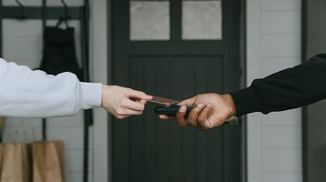 Essential types of ecommerce payment links and how to optimize them for success