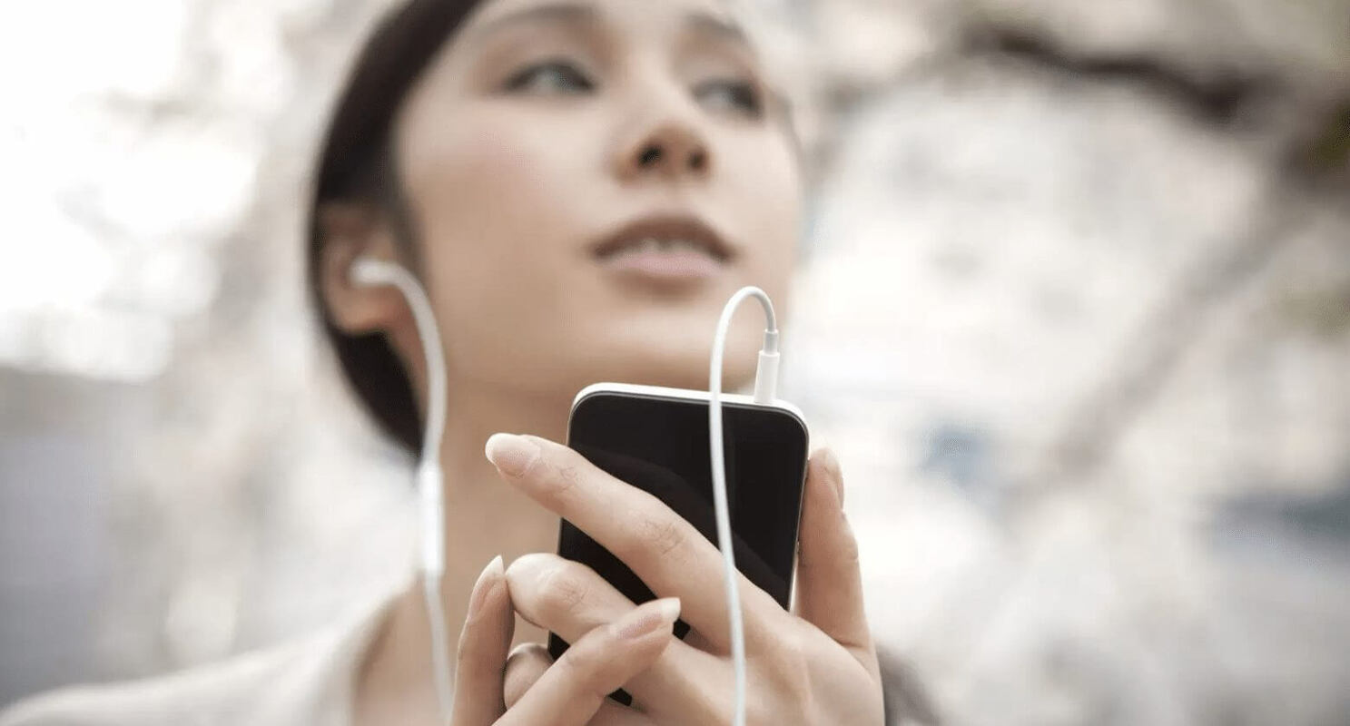 Three Ways Listening to Influencers Helps You Sell Socially