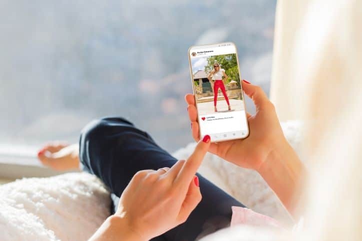 What You Need To Know About Instagram Fashion Influencers